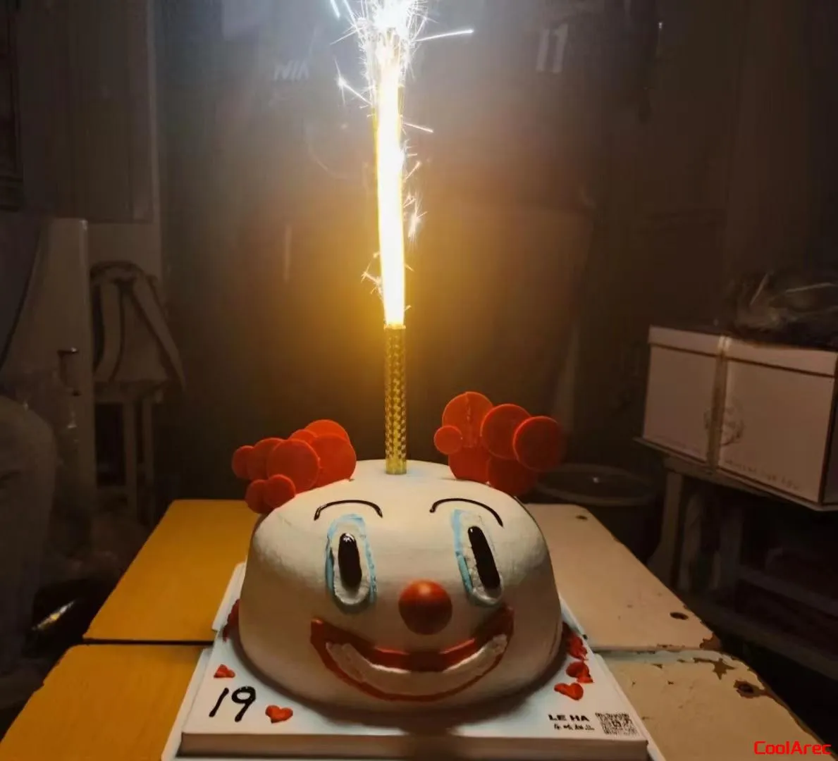 舍友的生日蛋糕